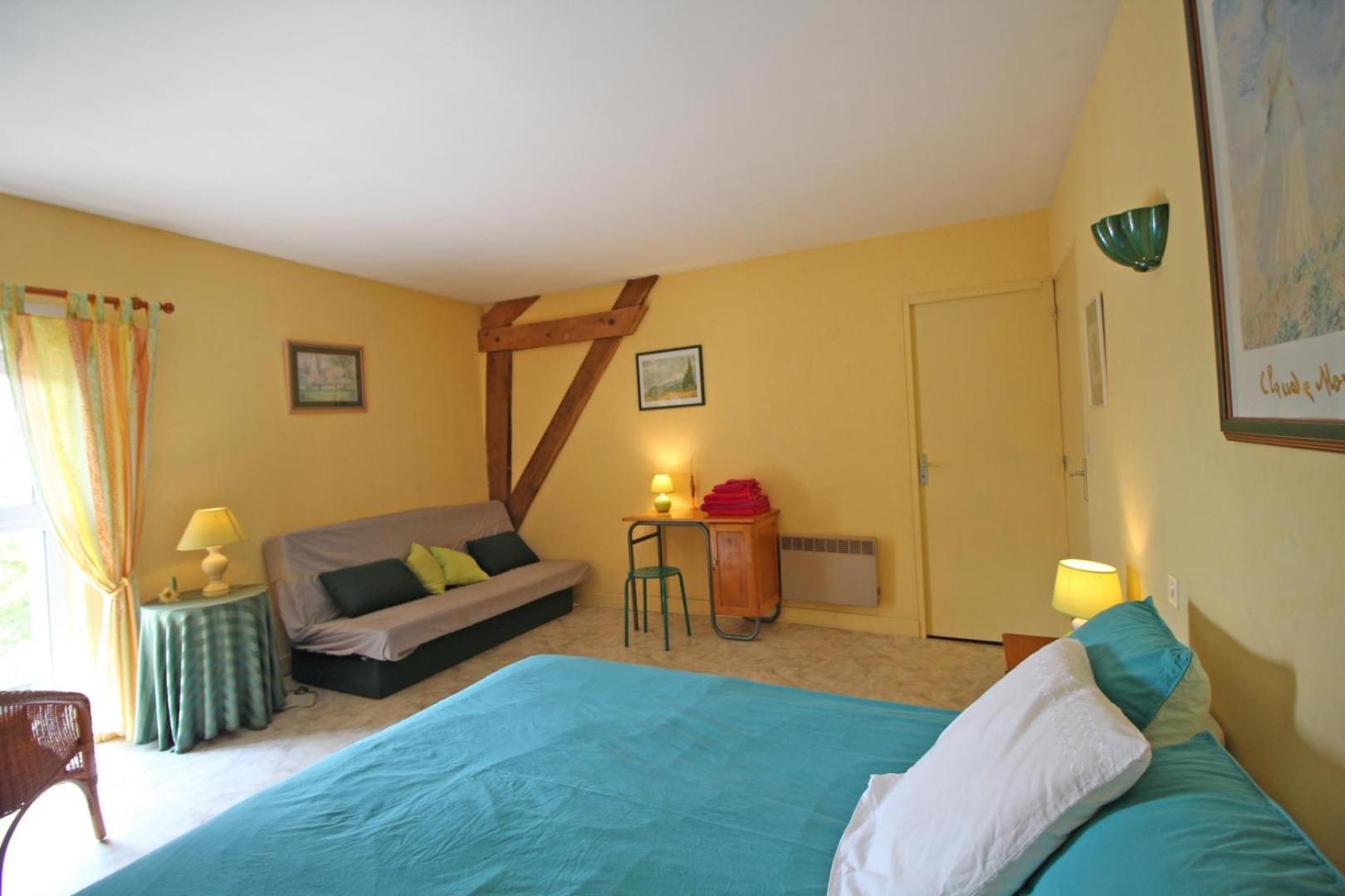 Bed and Breakfast Chez Doussaud Bessines-sur-Gartempe Exteriér fotografie